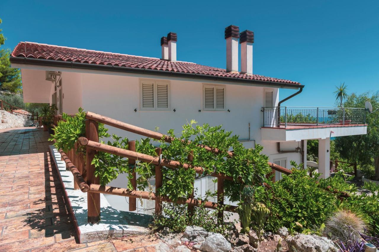B&B La Scapola Mattinata Exterior foto