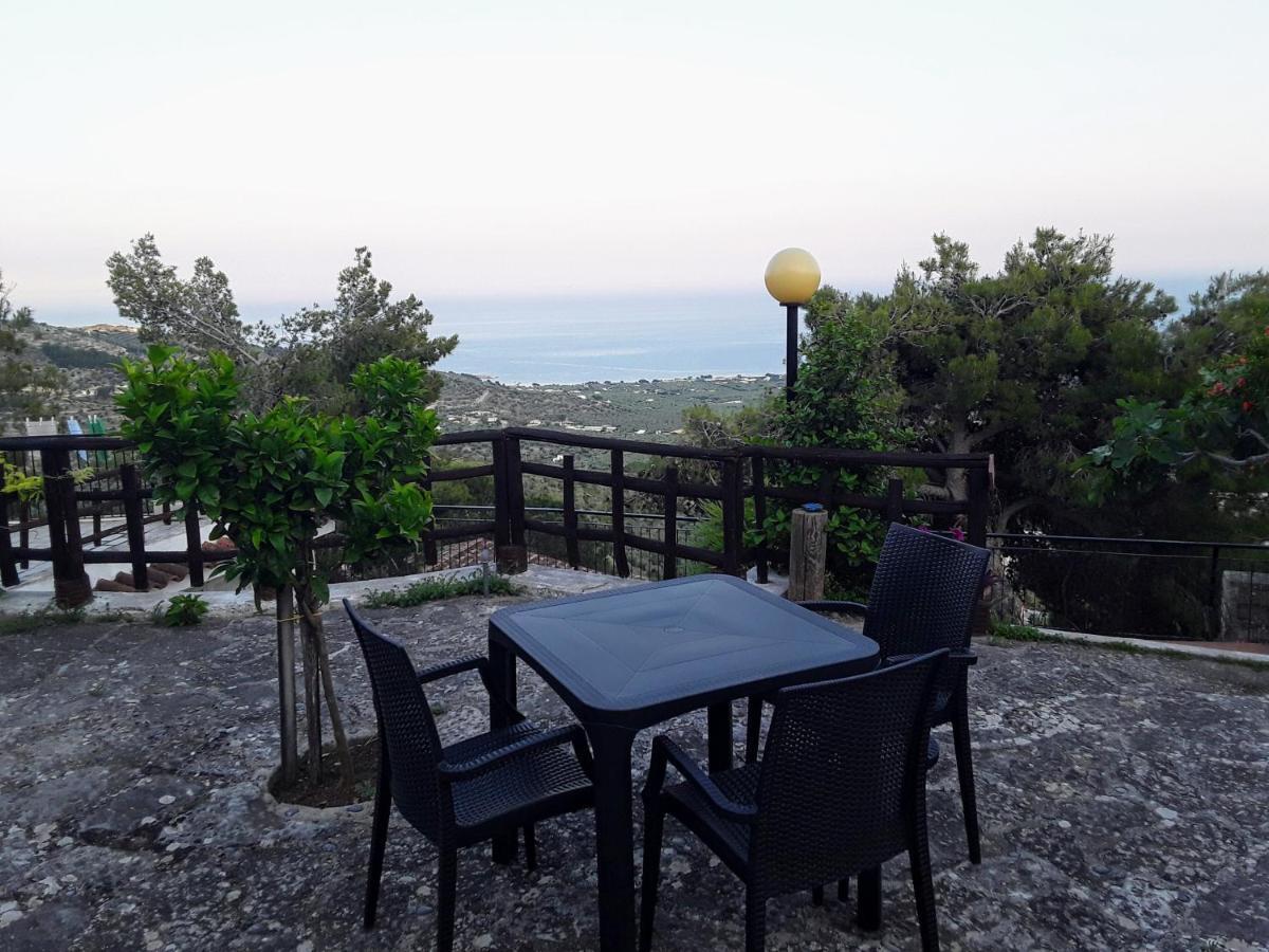 B&B La Scapola Mattinata Exterior foto
